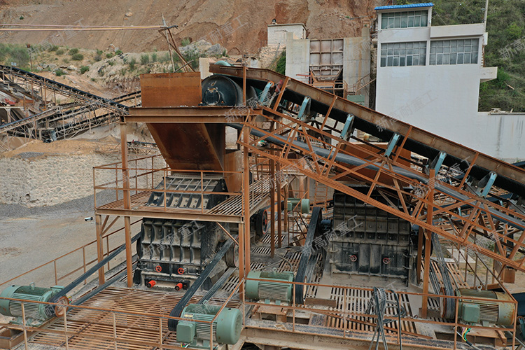 云南省昆明市寻甸县时产1500吨大型制砂生产线